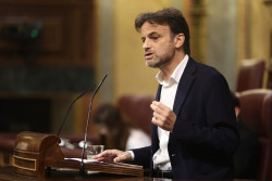 Sanchez sigue escondido mientras sus socios comunistas se dedican a insultar al Jefe del Estado, Felipe VI, llam&aacute;ndole el rey de la extrema derecha