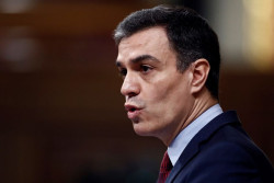 Sanchez sigue poniendo las herramientas del Estado para intentar enderezar su desgaste y las encuestas