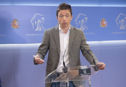 S&aacute;nchez sus ministros y los comunistas de Sumar intentan echar mierda sobre Ayuso y les va a caer toda encima