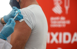  Sanidad notifica 42.272 nuevos casos, 158 muertes 