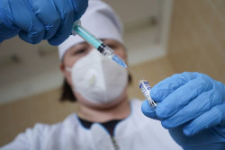  Sanidad notifica 43.808 casos y 78 fallecidos, con la incidencia en 290
