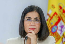 Sanidad sigue estudiando si pone o no   la 4&ordm; dosis a mayores de 60 a&ntilde;os y mientras lo piensan se mueren 