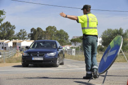 Siete carreteras en Le&oacute;n, Zamora y C&aacute;ceres permanecen cortadas por los incendios, todas secundarias