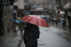 Siguen las lluvias en Baleares este domingo, con m&aacute;ximas de 32 grados y calima en Canarias y precipitaciones en el norte
