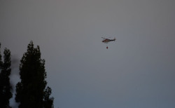 Situaci&oacute;n "favorable" del incendio de Porto (Zamora) que centra las intervenciones de los medios en La Ba&ntilde;a