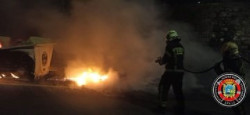 Sofocado de madrugada un incendio que afecta a cinco contenedores de Santander
