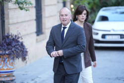 Tellado dice que el fiscal general "presuntamente delinqui&oacute; siguiendo &oacute;rdenes de Moncloa": "Somos una anomal&iacute;a mundial"