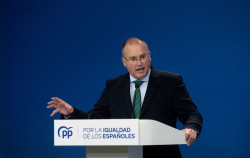 Tellado dice que ning&uacute;n presidente del PP pedir&aacute; las competencias en Inmigraci&oacute;n y llama a S&aacute;nchez a "recapacitar"