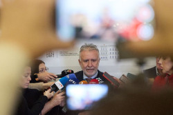 Torres admite que a La Rioja "no ha llegado ni un menor" desde 2022 