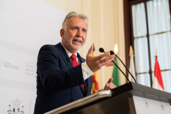 Torres, por mandato de S&aacute;nchez pide ayuda al PP para aprobar el decreto-Ley para la acogida de menores migrantes porque sus socios y Puigdemont no le apoyan