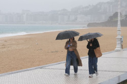 Un desfile de borrascas atl&aacute;nticas dejar&aacute;n lluvias y vientos fuertes en la Pen&iacute;nsula durante esta semana, seg&uacute;n Meteored