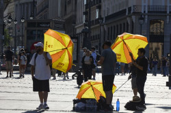 Un total de 17 provincias estar&aacute;n en aviso por altas temperaturas, lluvia y tormentas