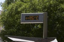 Un total de 36 provincias tienen avisos hoy por calor y tormentas, 16 con riesgo naranja y m&aacute;ximas de hasta 41&ordm;C