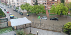 Una tormenta de agua y granizo inunda garajes y s&oacute;tanos en Teruel y trastoca la segunda jornada de las Fiestas del &Aacute;ngel