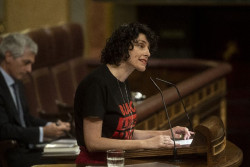 Unidas Podemos censurara en la Ley del Cine "el sexo?