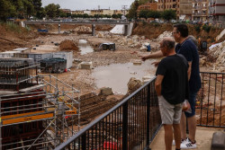 Vigilancia de barrancos, cierre de comercios y control a poblaci&oacute;n vulnerable, medidas en la zona dana por las lluvias