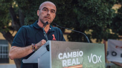 Vox culpa a la falta de pol&iacute;ticas migratorias del Gobierno del "asalto violento" de Melilla