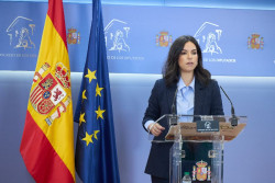 Vox pide consultar a los municipios si est&aacute;n de acuerdo con recibir migrantes 