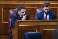 Vox recomienda al PP que no decida su voto antes de escuchar a Tamames y espera que no vuelva al discurso duro de Casado