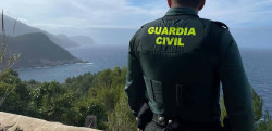 Y hoy domingo sigue la autopista de la inmigraci&oacute;n a Espa&ntilde;a a trav&eacute;s de Canarias llegan lo primeros 18 migrantes a Formentera y se esperan m&aacute;s cayucos 