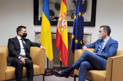 Zelenski agradece a S&aacute;nchez el "fuerte apoyo" de Espa&ntilde;a a Ucrania pero no lo hace extensivo a Podemos 