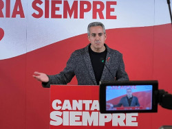 Zuloaga dice que el PSOE tiene como objetivo "no permitir que los recortes del PP mermen la capacidad de Cantabria"