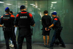 450 identificaciones y 15 objetos requisados ante la convocatoria de `Blocus` en Barcelona