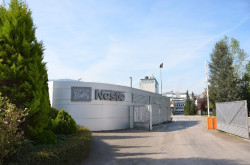 49 despidos en  Nestl&eacute;, La Penilla, la planta m&aacute;s perjudicada junto a la gallega