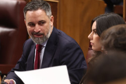Abascal y Buruaga se enzarzan en X a cuenta de los presupuestos cántabros