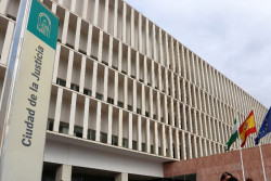 Abren juicio oral por el crecepelo suministrado en omeprazol a niños cántabros y de otras CCAA