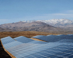 Acciona Energ&iacute;a sube un 5% en Bolsa tras trascender que fondos &aacute;rabes y de EEUU quieren comprar una parte