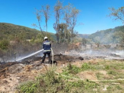 Activo un incendio en Ruesga de los dos provocados en Cantabria
