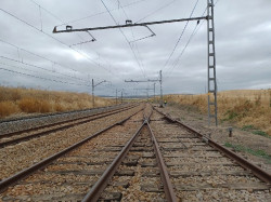 Adif licita en 780.000 euros el suministro de balastro para la renovación de vía del tramo Mataporquera-Torrelavega