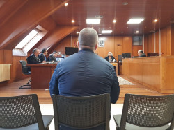 Admite que tocó y abofeteó a una menor en una discoteca y acepta un año de cárcel