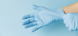  Advierten del riesgo de contaminaci&oacute;n si los guantes desechables no se emplean bien