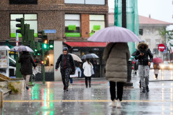 AEMET amplía al martes el aviso por lluvias y costeros en Cantabria