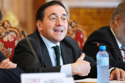 Albares: "Esta guerra afecta mucho m&aacute;s a Europa que a su promotor, que no inform&oacute; ni pregunt&oacute;"