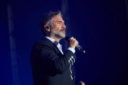 Alejandro Fernández reúne a cerca de 8.000 personas en la primera jornada del festival Música en Grande 2023