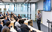 Alumnos de IE University y UC Berkeley trabajan en el desarrollo de sistemas avanzados de IA