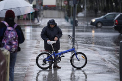 Andalucía supera las 150 incidencias por lluvias, un tercio en Huelva con un herido en Gibraleón y atrapados en Ayamonte