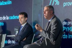 &Aacute;ngel Escribano gan&oacute; 607.000 euros en su primer a&ntilde;o al frente de Indra y De los Mozos cobr&oacute; casi 1,9 millones