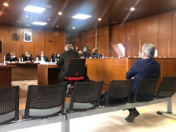 Antonio Corino, exdirector del Racing, afirma que avis&oacute; a Lav&iacute;n que se estaba incurriendo en gastos "excesivos"
