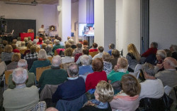 Arranca con éxito el ciclo `Teatro Vivo` para acercar las artes escénicas a los mayores de Torrelavega