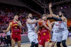 AV. La selecci&oacute;n espa&ntilde;ola cae (83-69) ante Georgia en su debut en el Eurobasket