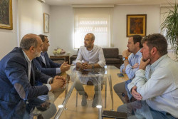 Ayuntamiento de Torrelavega y Clúster Tera colaborarán para aprovechar el potencial tecnológico de las empresas