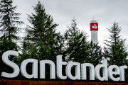 Banco Santander recompra `CoCos` por 701,6 millones de d&oacute;lares tras cerrar su oferta de adquisici&oacute;n