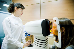 Baviera recuerda que el glaucoma puede desarrollarse silenciosamente, lo que hace "esenciales" las revisiones