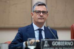 Bola&ntilde;os ataca a Robles y remarca que el Gobierno no ten&iacute;a "informaci&oacute;n ni previa ni precisa" de la entrada de miles de migrantes a Ceuta