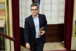 Bolaños muy molesto por sacar a la luz los prostíbulos del suegro de Sanchez y se olvida el dicho: de no escupas para arriba que te caerán para abajo