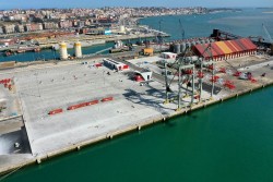 Boluda inaugurará el jueves la terminal de contenedores del Puerto de Santander